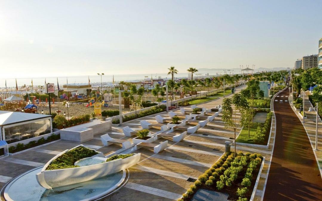 Residence Riccione Beach Apartments エクステリア 写真